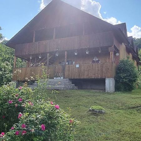 Cabana Suciu Villa Havasrekettye Kültér fotó